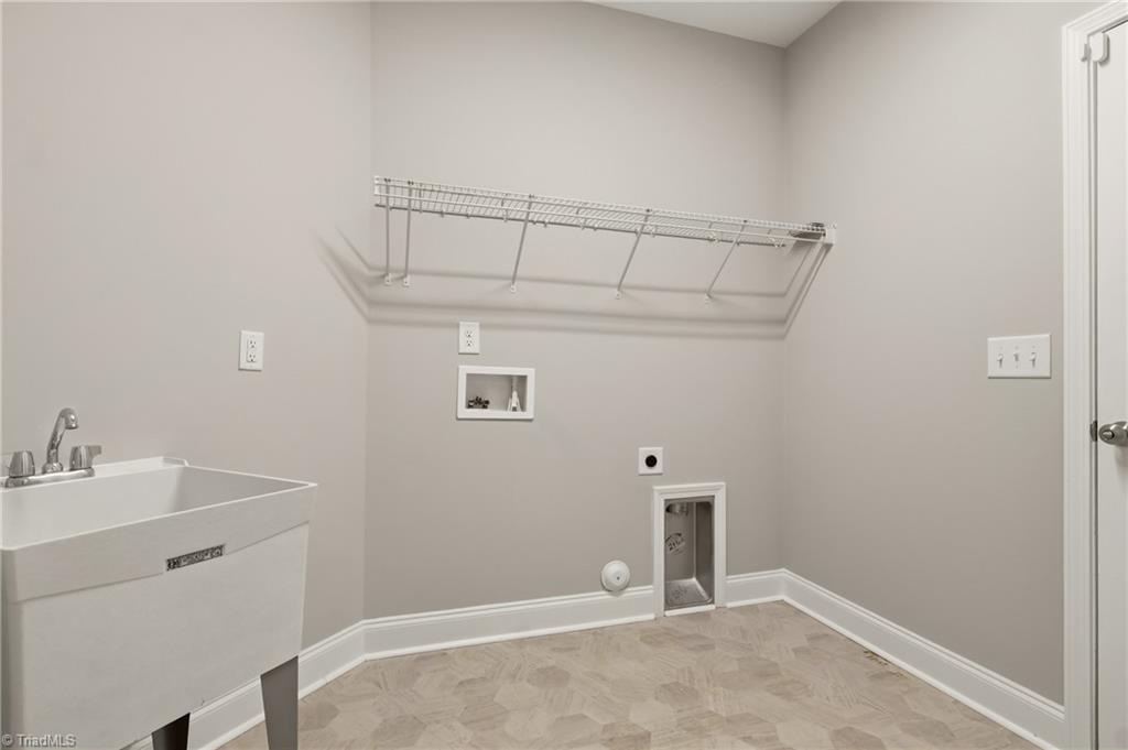 3770 Echo Forest Trail Property Photo 24