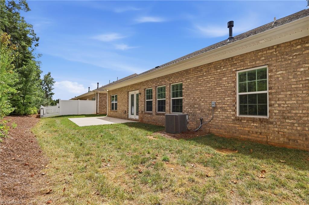 3770 Echo Forest Trail Property Photo 27