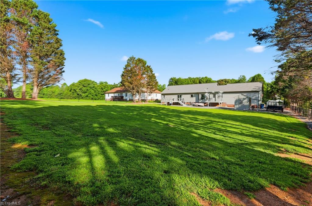 40 Candlewick Cove Drive Property Photo 8