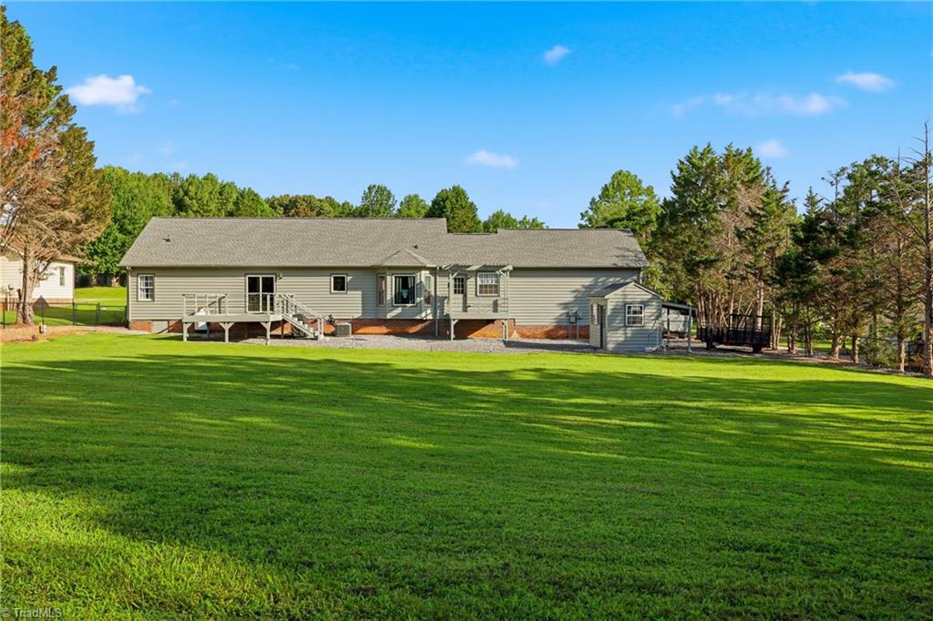 40 Candlewick Cove Drive Property Photo 9