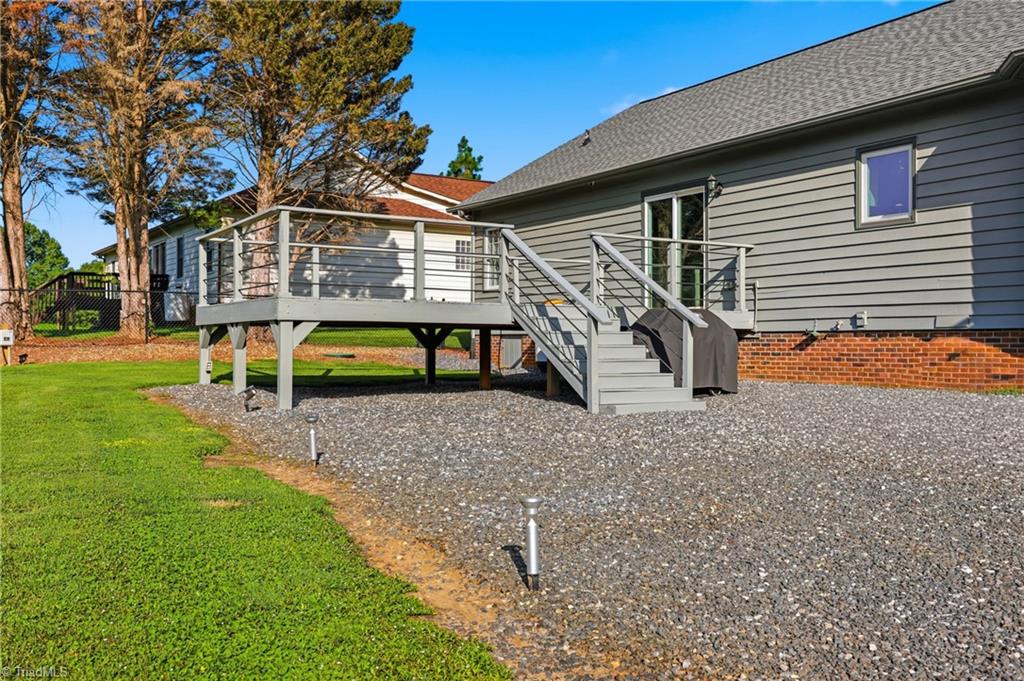 40 Candlewick Cove Drive Property Photo 11