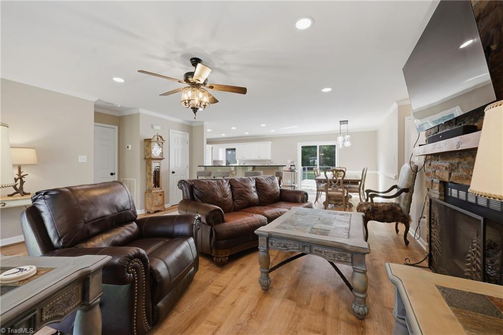 40 Candlewick Cove Drive Property Photo 19