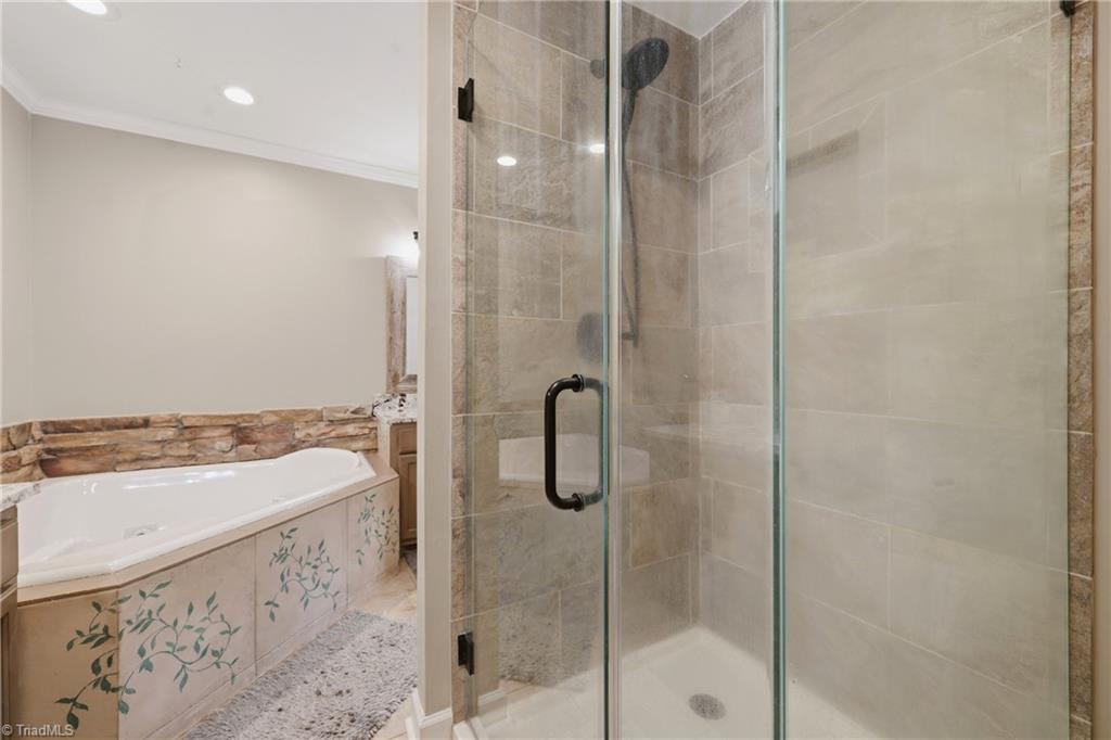 40 Candlewick Cove Drive Property Photo 42