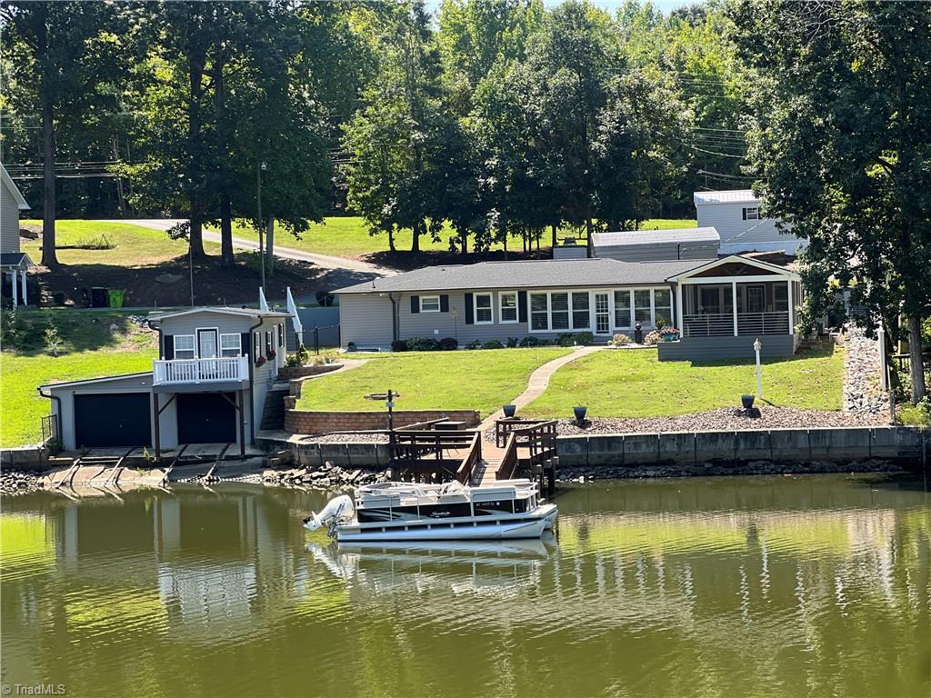 1102 Riverview Road