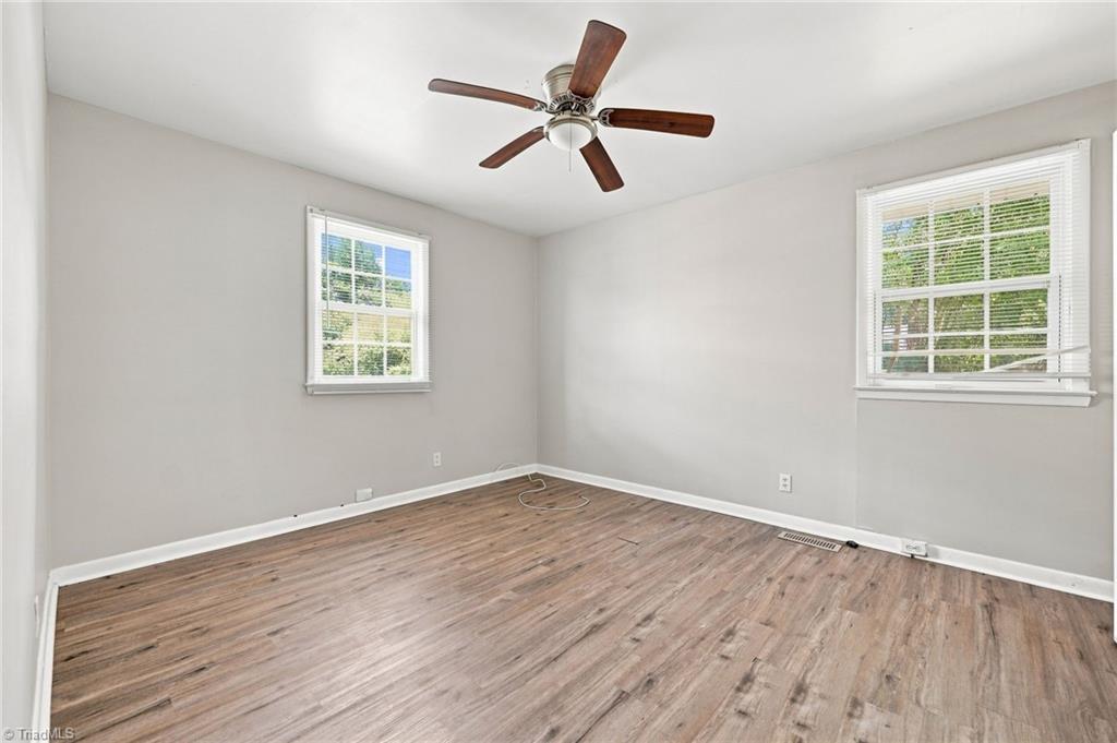 1607 Eastwood Avenue Property Photo 13