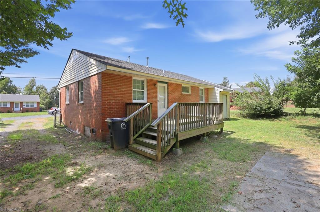 1607 Eastwood Avenue Property Photo 16