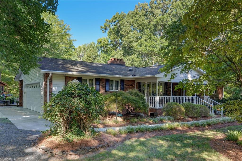 580 Crowder Road Property Photo 1