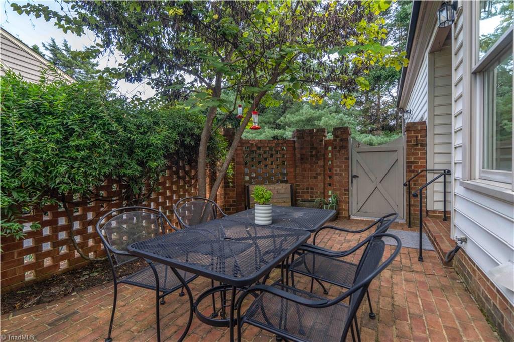 185 Westhaven Circle Property Photo 16