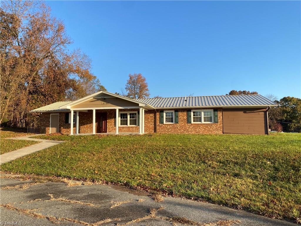 2500 Olivet Court Property Photo 5