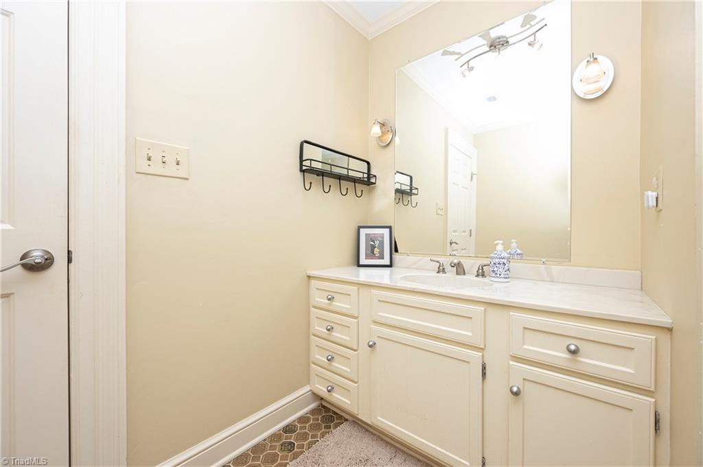 183 Tifton Street Property Photo 44