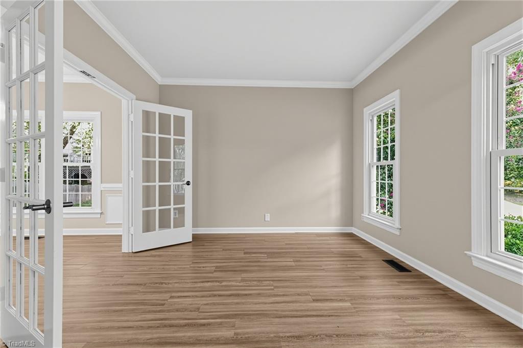 320 Saddlebrook Circle Property Photo 7