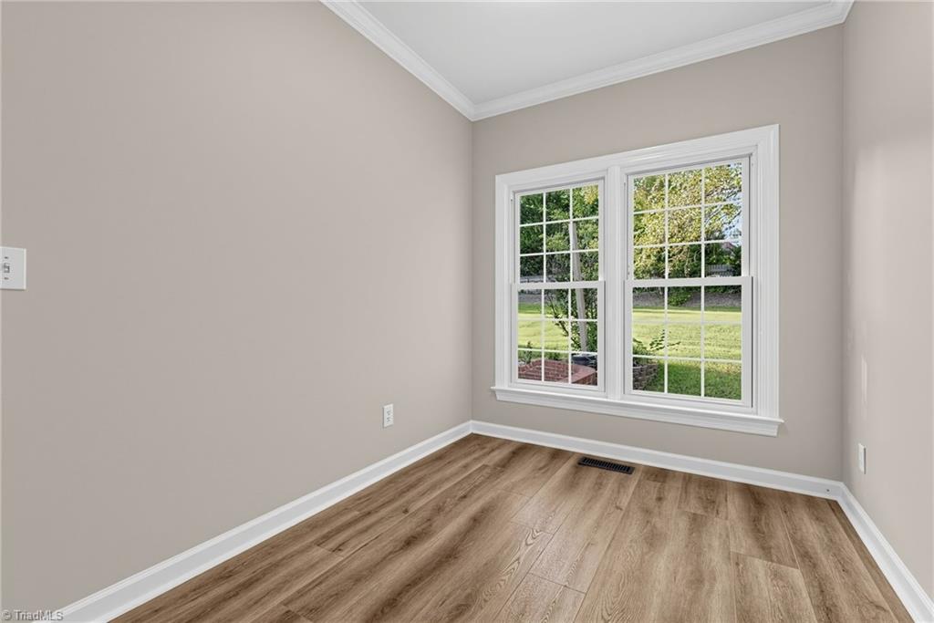 320 Saddlebrook Circle Property Photo 13
