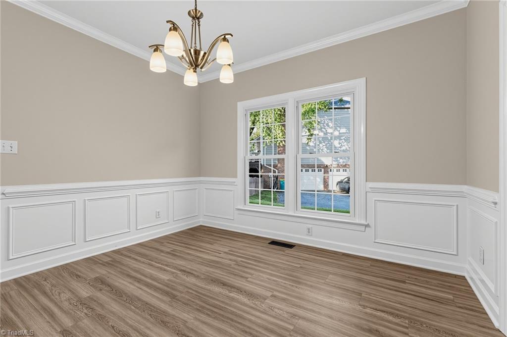 320 Saddlebrook Circle Property Photo 14