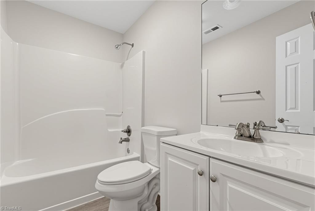 320 Saddlebrook Circle Property Photo 18