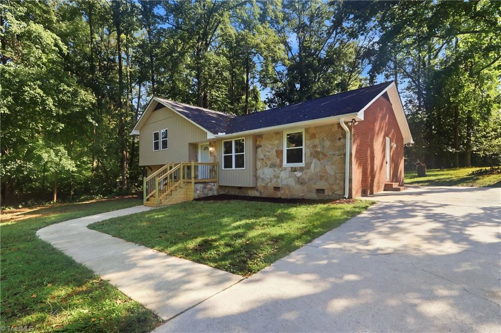 1505 Brannock Drive Property Photo 1