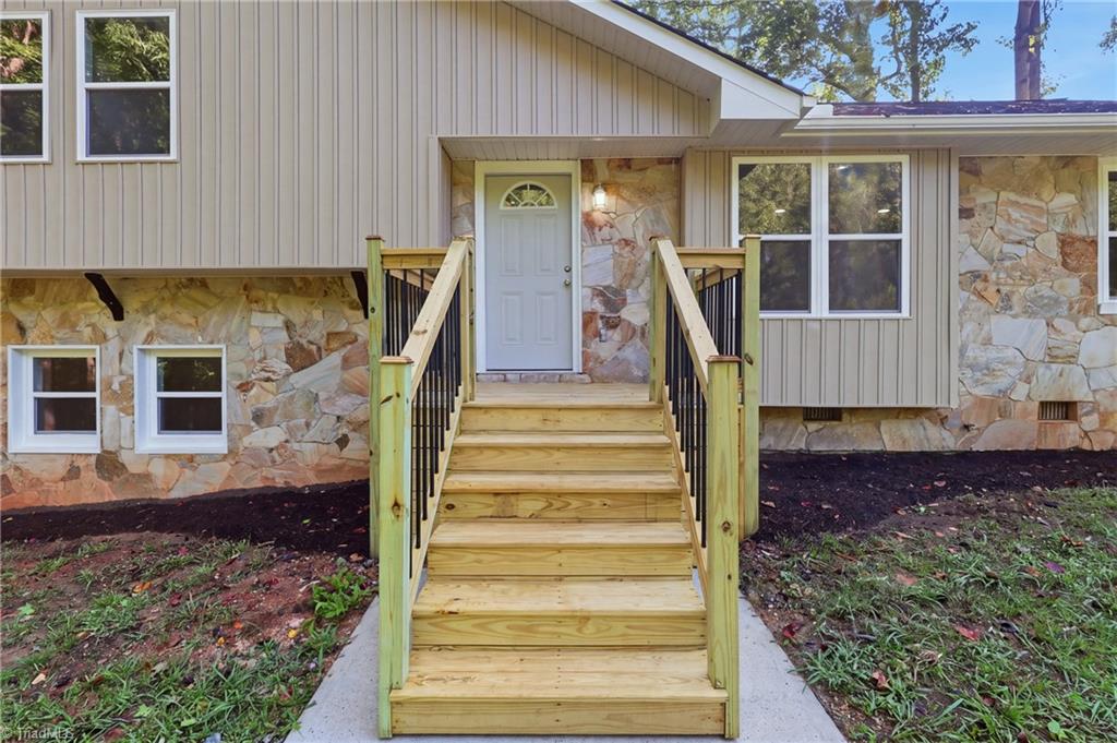 1505 Brannock Drive Property Photo 2