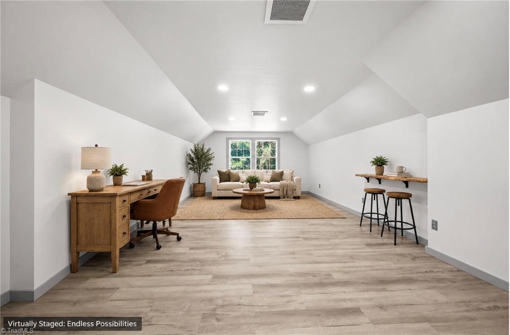 949 Dav Road Property Photo 34