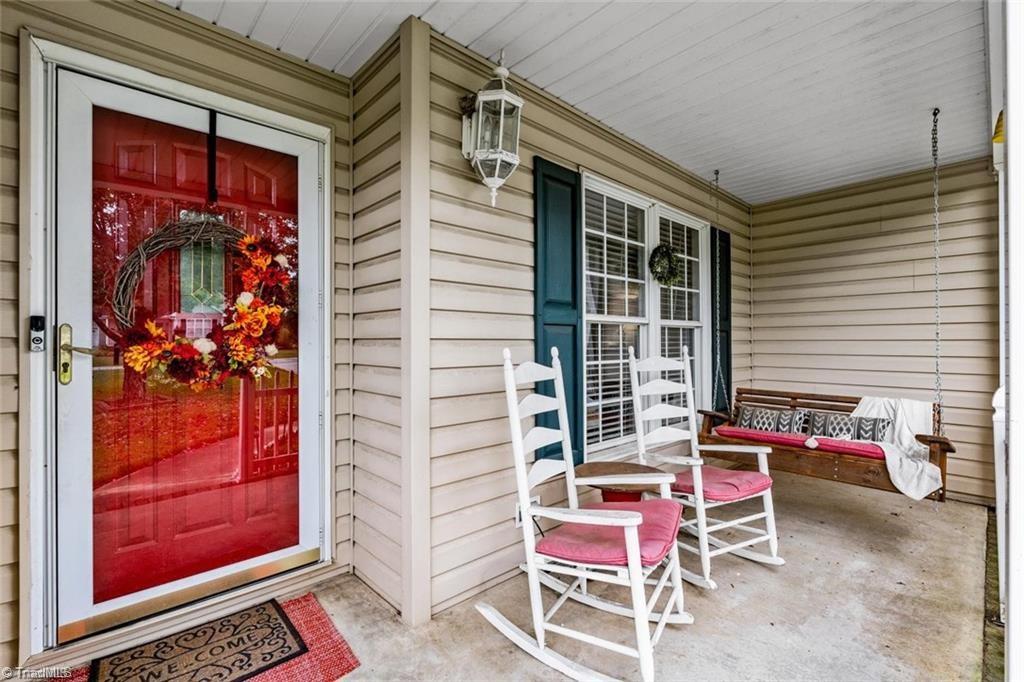204 Aldridge Lane Property Photo 2