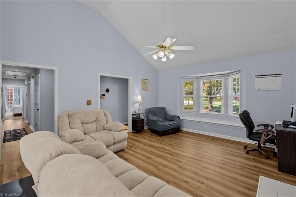 204 Aldridge Lane Property Photo 3