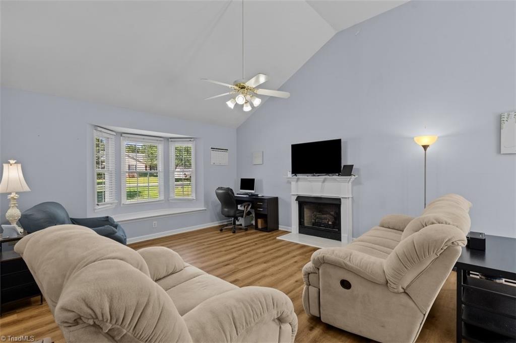 204 Aldridge Lane Property Photo 4