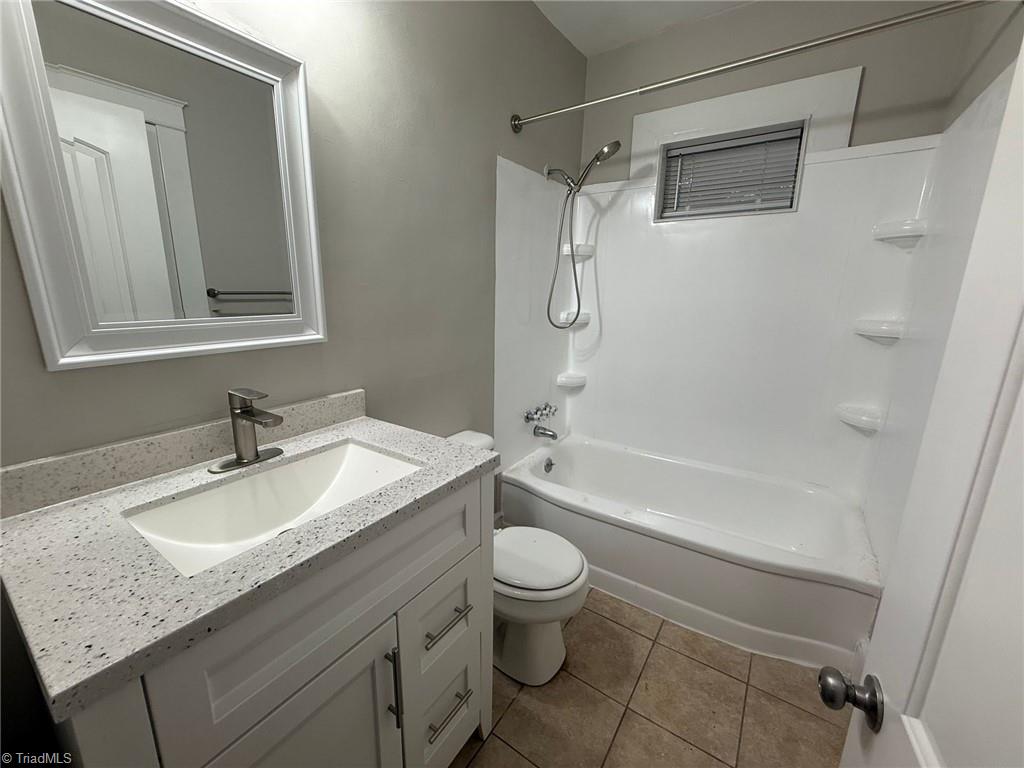 129 W Acadia Avenue Property Photo 13