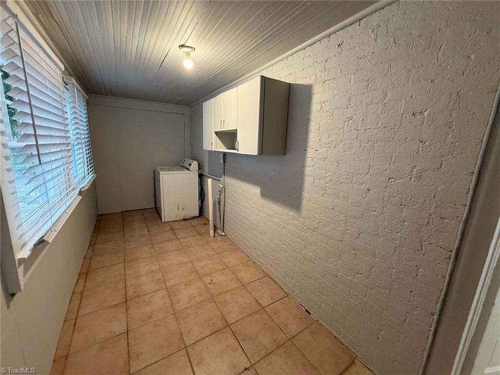 129 W Acadia Avenue Property Photo 17