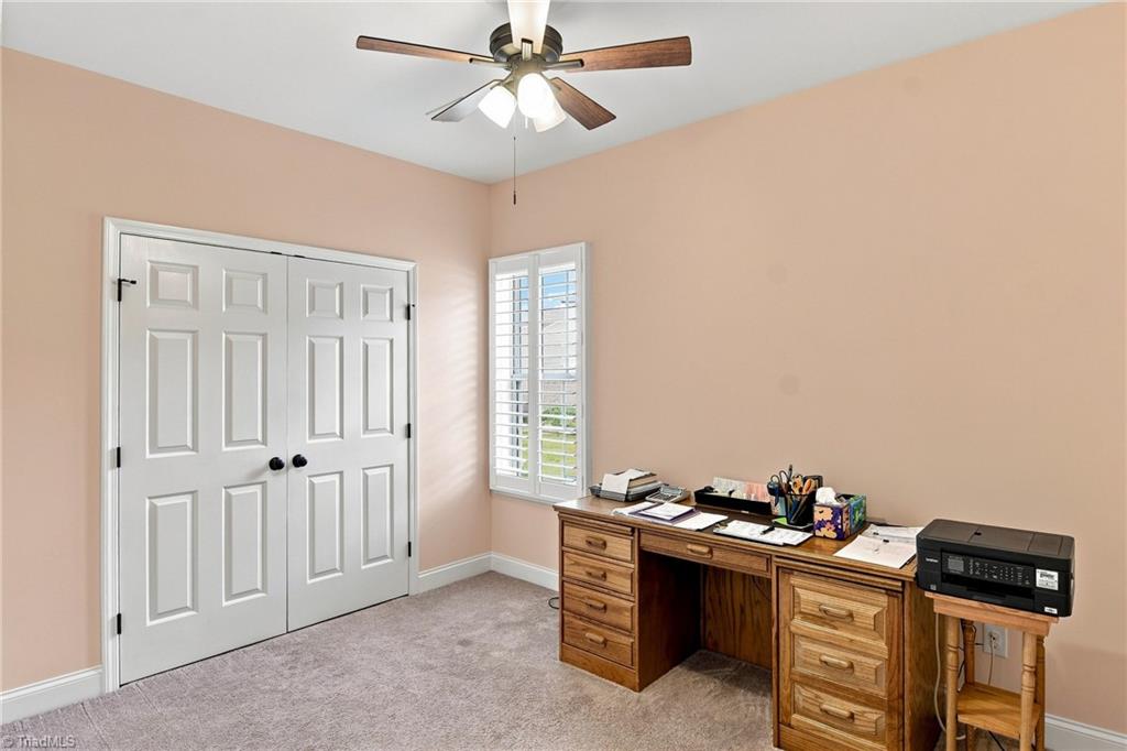 225 Collingswood Drive Property Photo 24