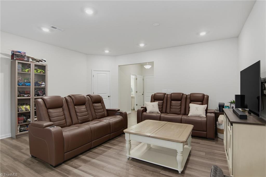 4020 Beckton Trail Property Photo 6