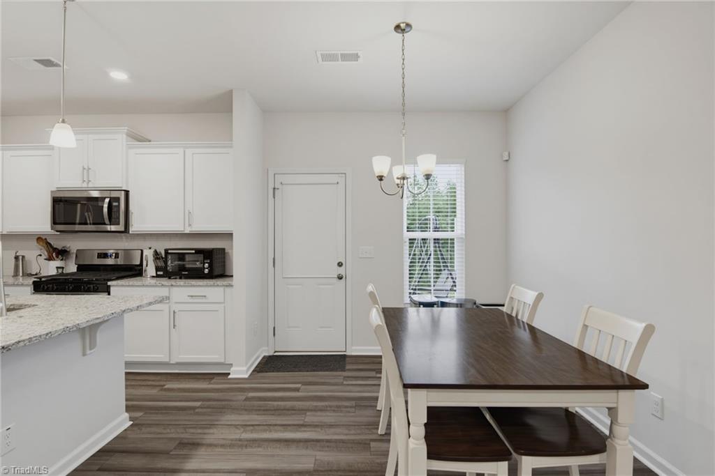 4020 Beckton Trail Property Photo 10
