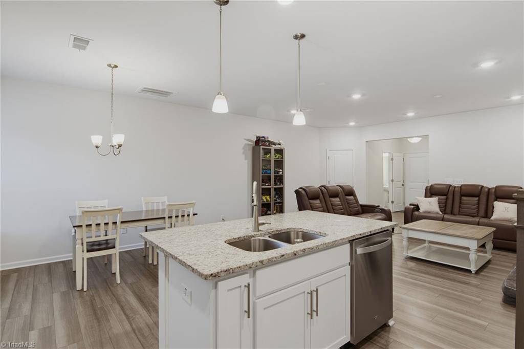 4020 Beckton Trail Property Photo 12