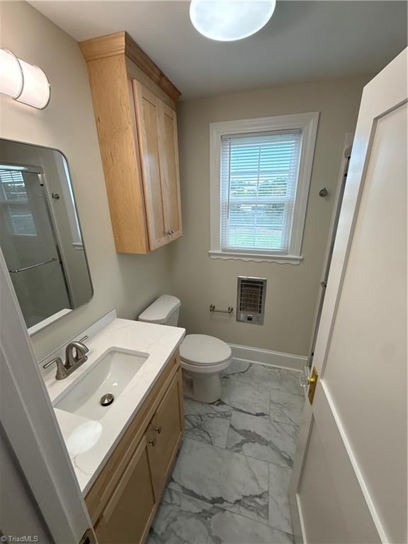 2081 Queen Street Property Photo 13