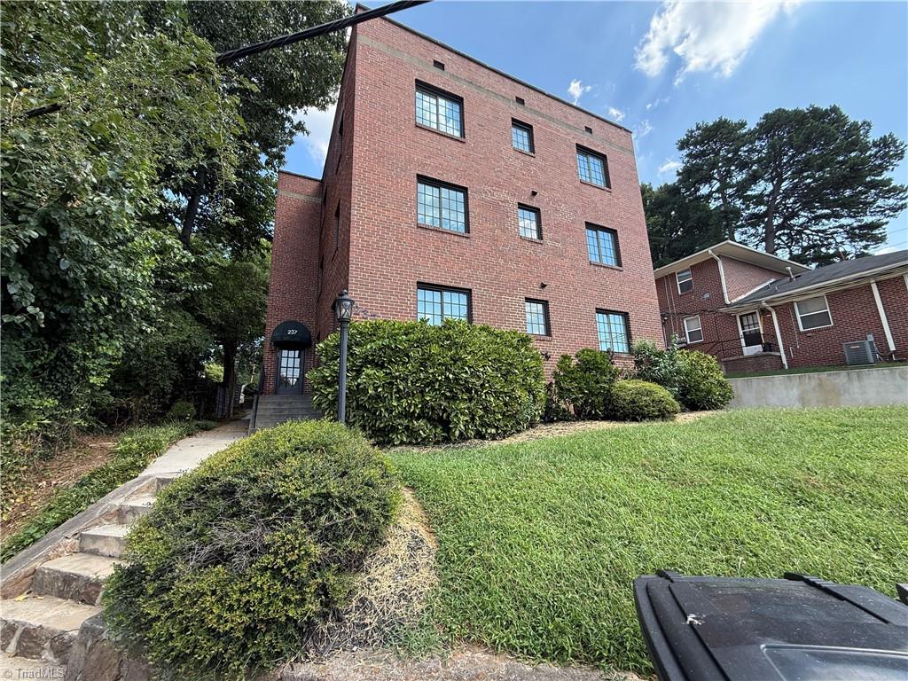 237 N Sunset Drive # 3 Property Photo 1