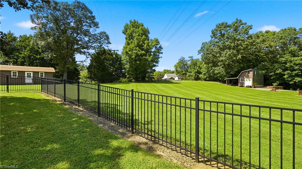 130 Circle Drive Property Photo 35