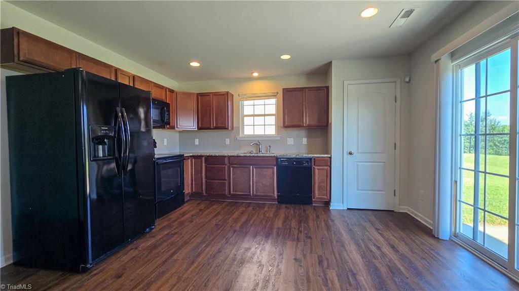 5733 Midstream Circle Property Photo 3