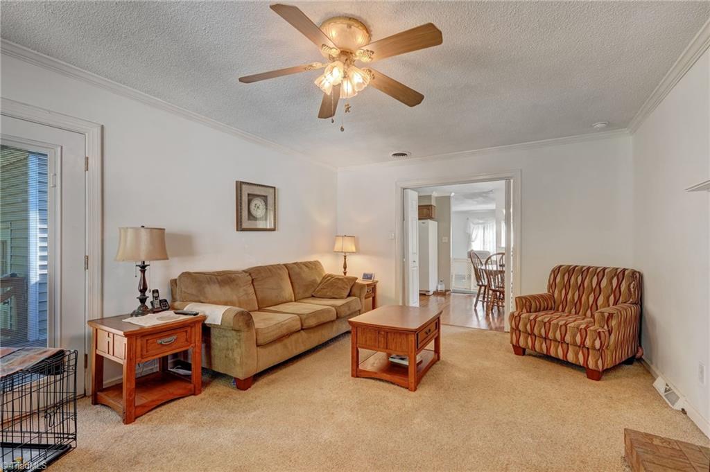 4906 Pheasant Drive Property Photo 14