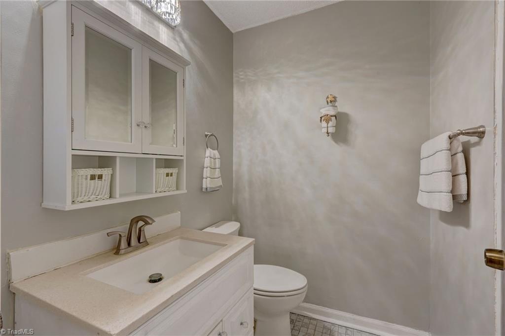4906 Pheasant Drive Property Photo 19