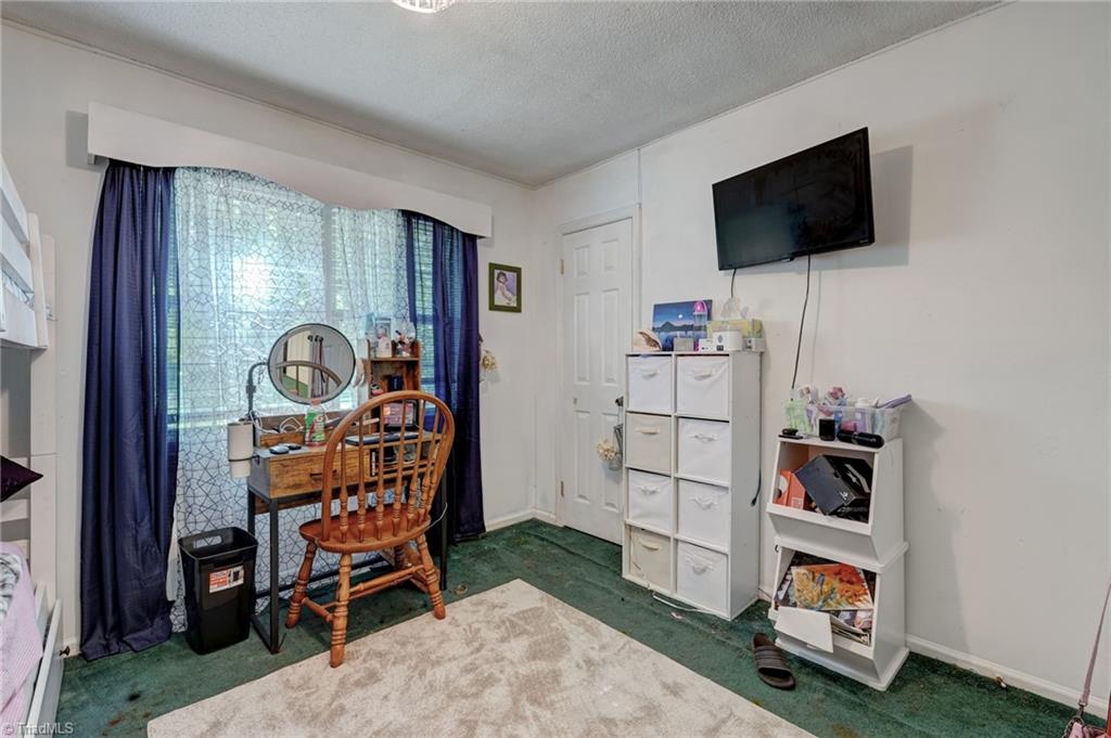 4906 Pheasant Drive Property Photo 25