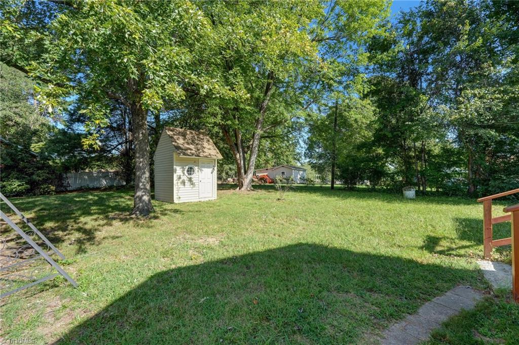 4906 Pheasant Drive Property Photo 29