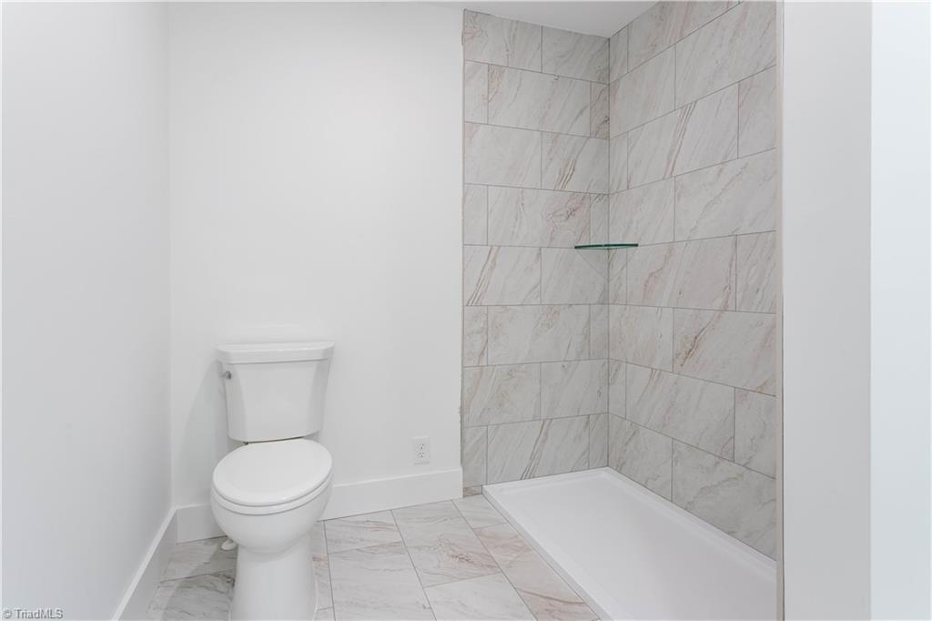 3760 Meadowbrook Drive Property Photo 30