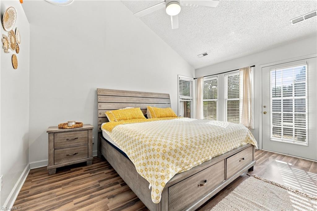 1 Ivy Ridge Court Property Photo 10
