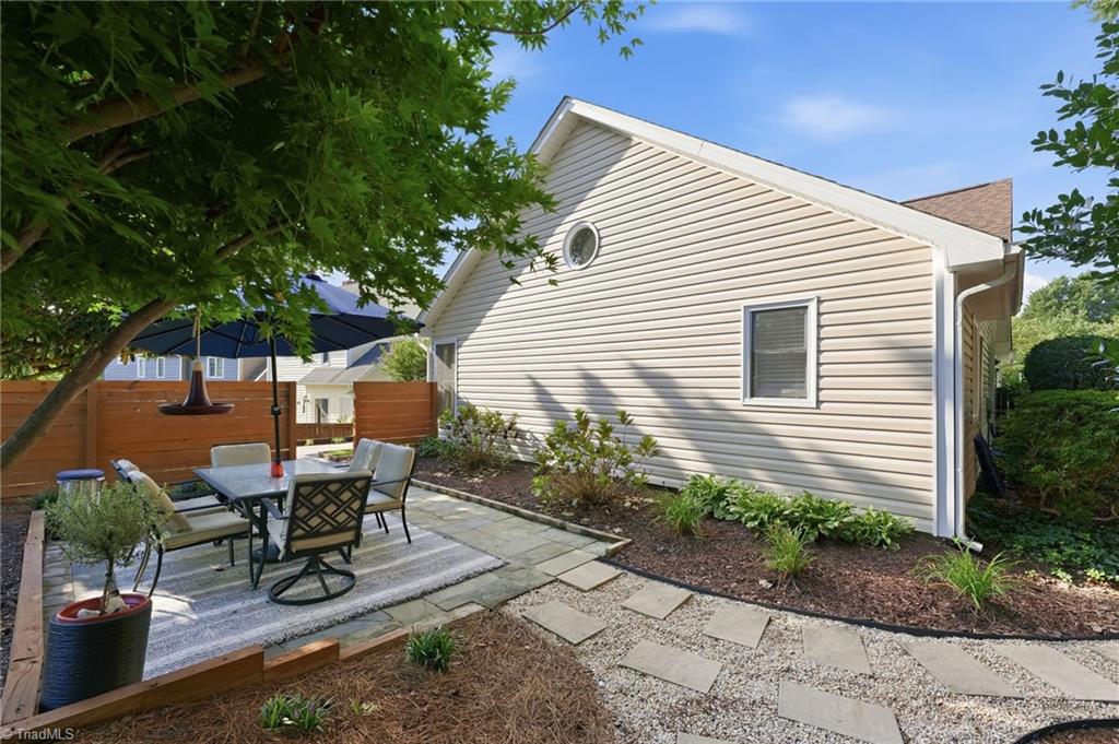 1 Ivy Ridge Court Property Photo 22