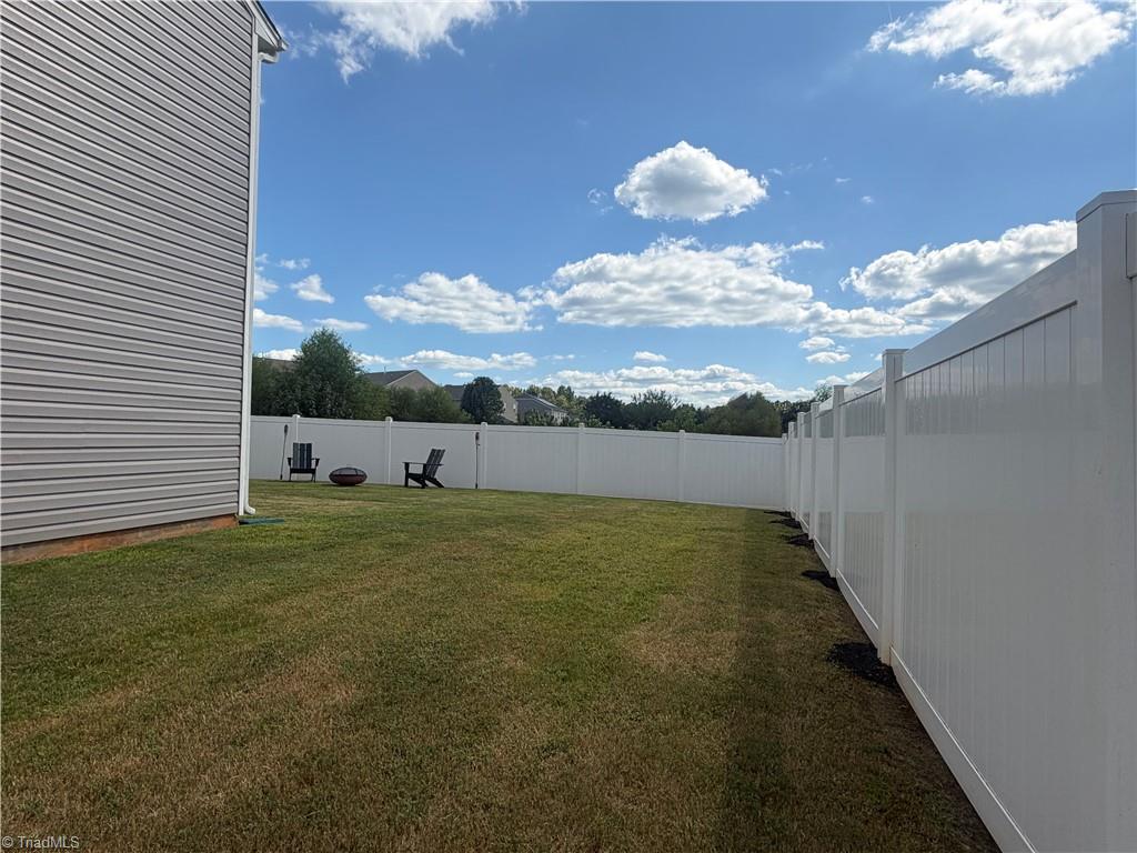 6947 Saddlebred Drive Property Photo 21