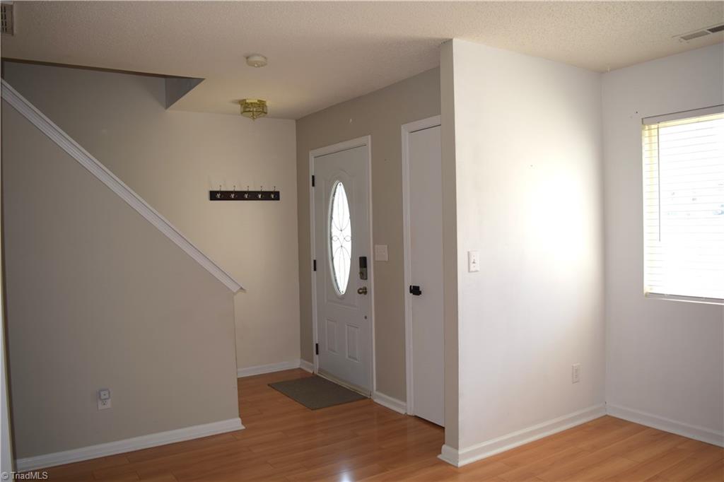 1015 Cayley Court Property Photo 5