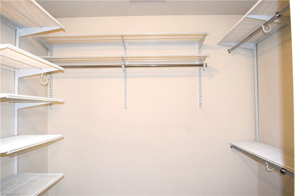 1015 Cayley Court Property Photo 23