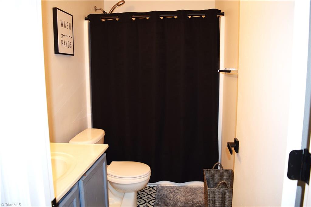 1015 Cayley Court Property Photo 29