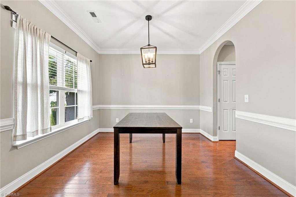 5465 Holbein Gate Road Property Photo 5