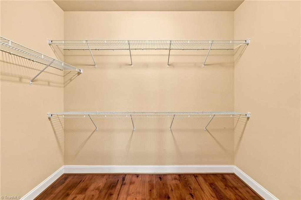5465 Holbein Gate Road Property Photo 19