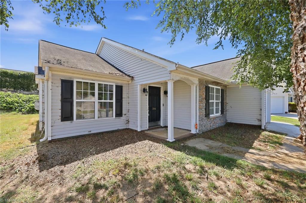306 Walden Ridge Court Property Photo 1