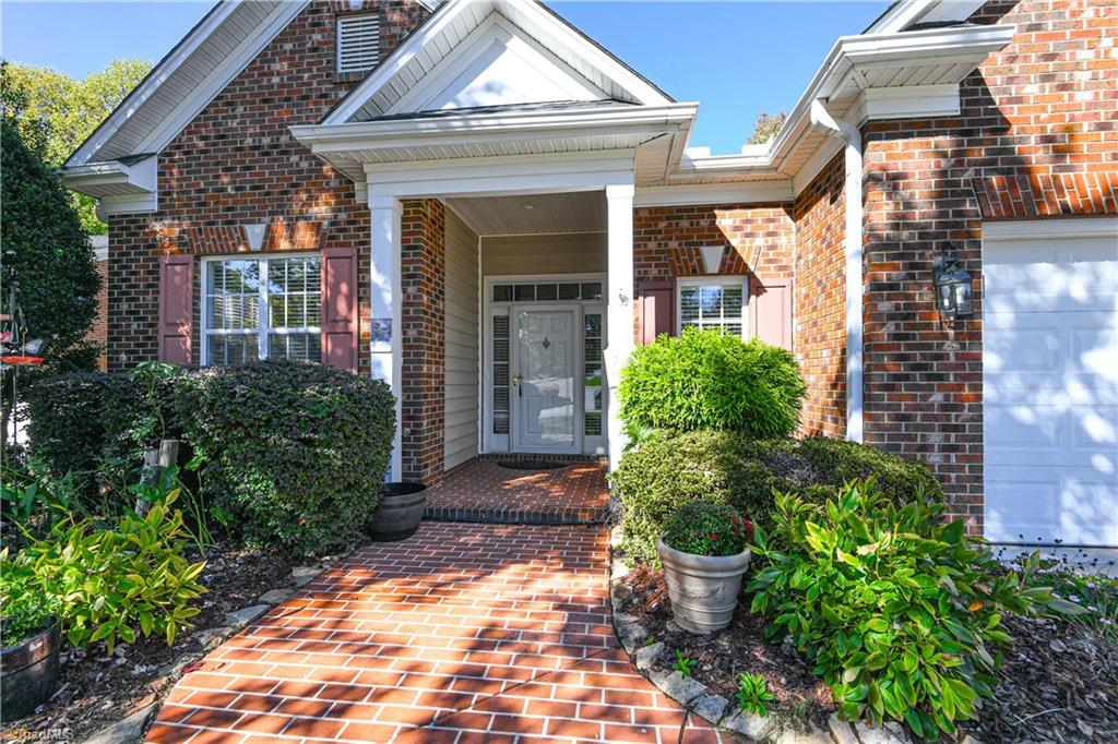 5010 Cobbler Ridge Court Property Photo 1