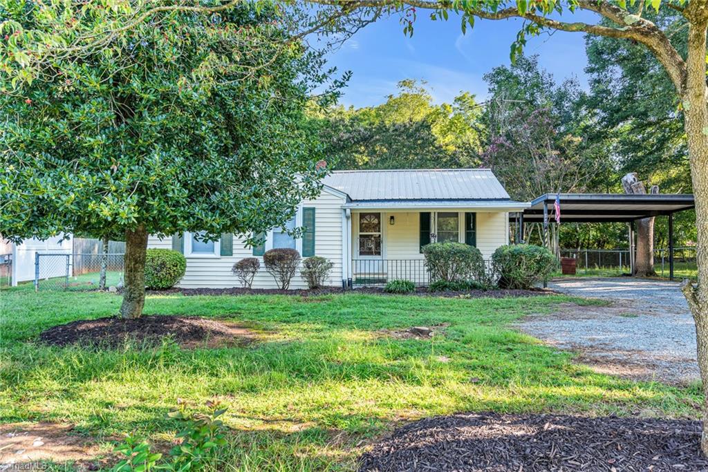 344 Owens Road Property Photo 5